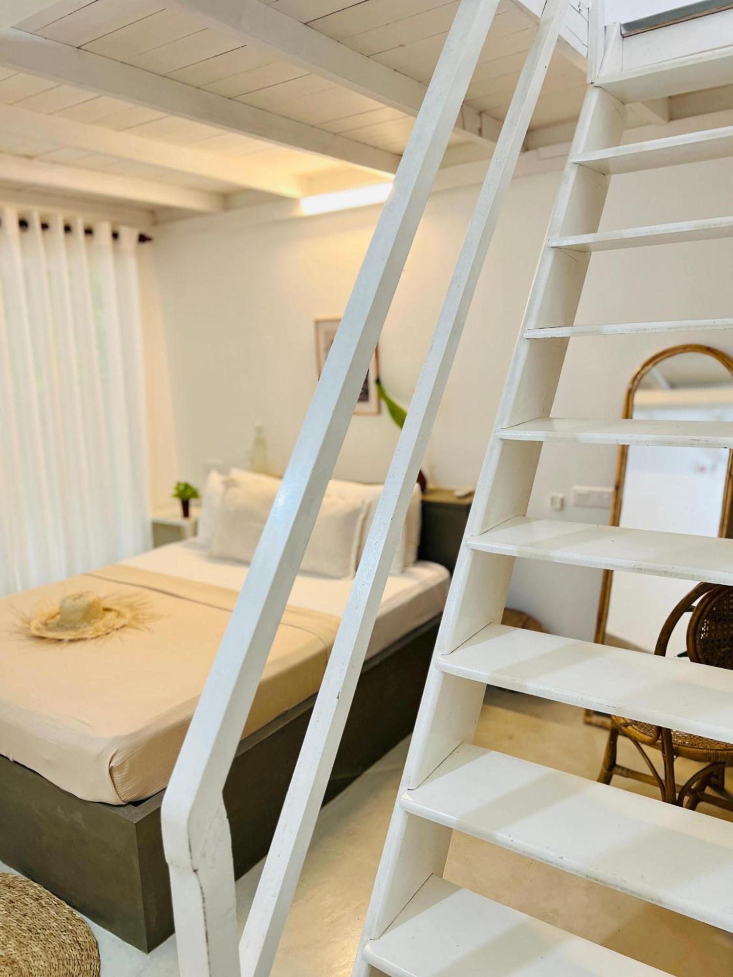 Water'S Edge Villa Ahangama Bagian luar foto